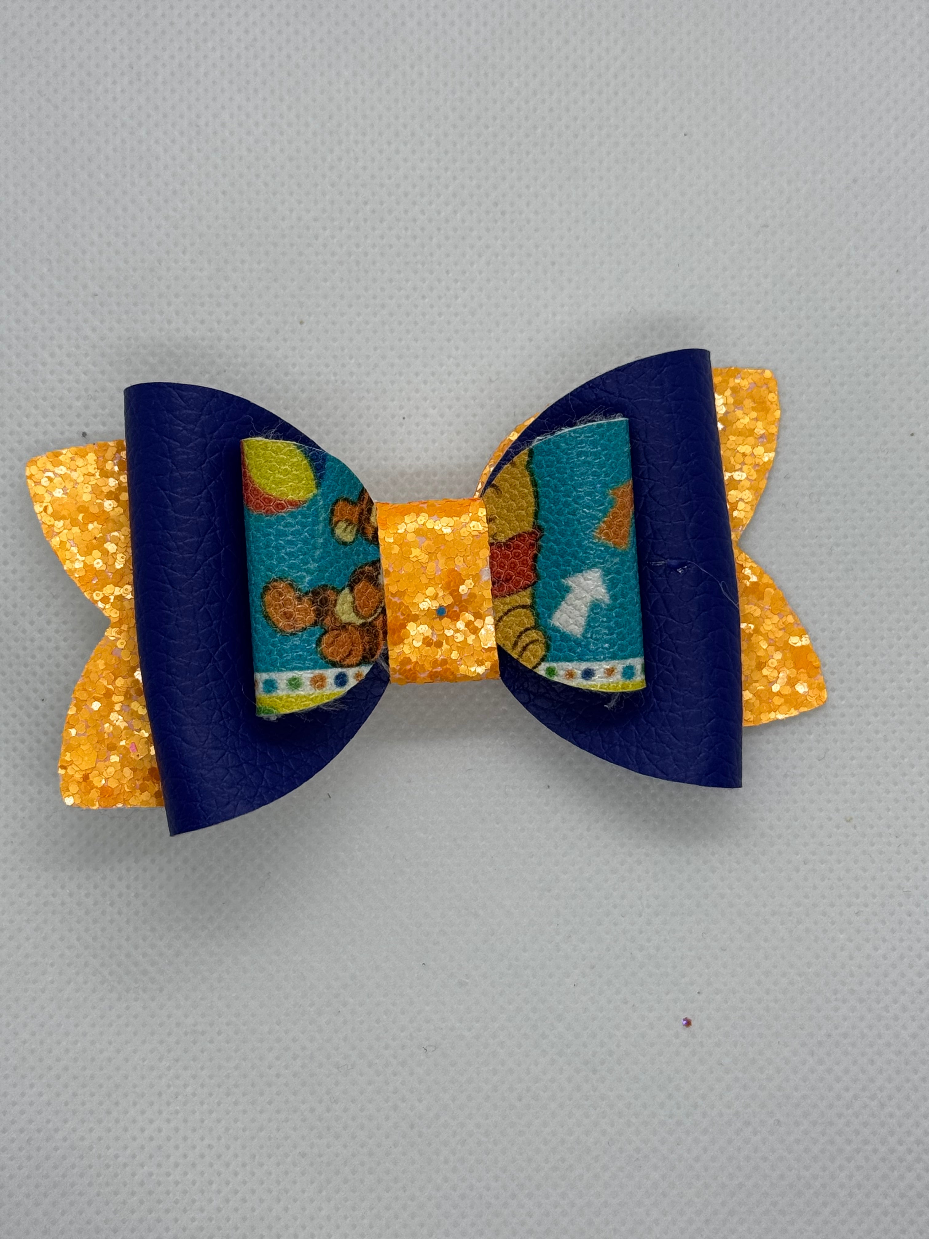 Tiger clip bow