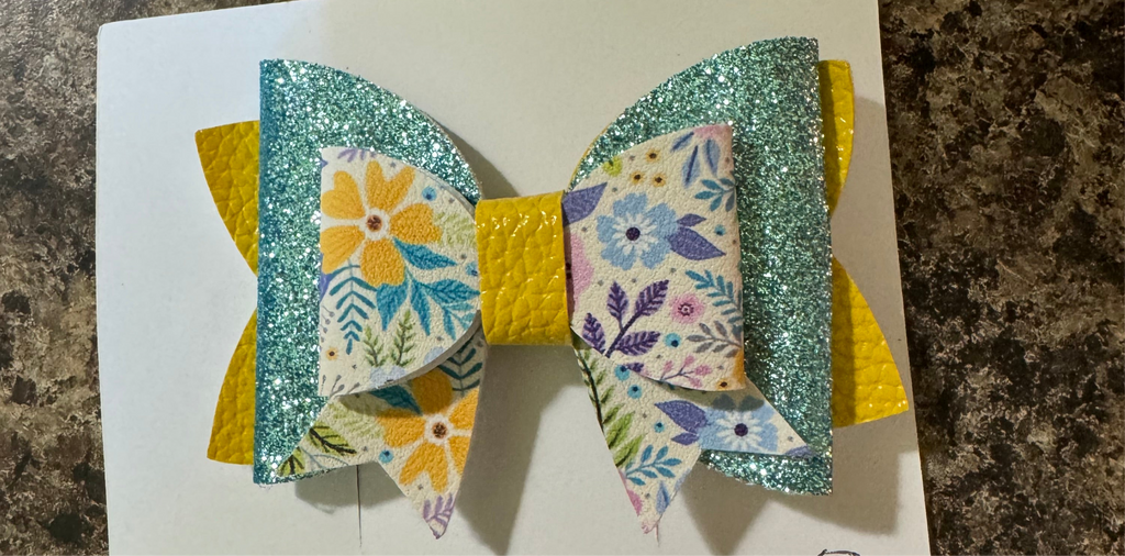 Floral double bow clip