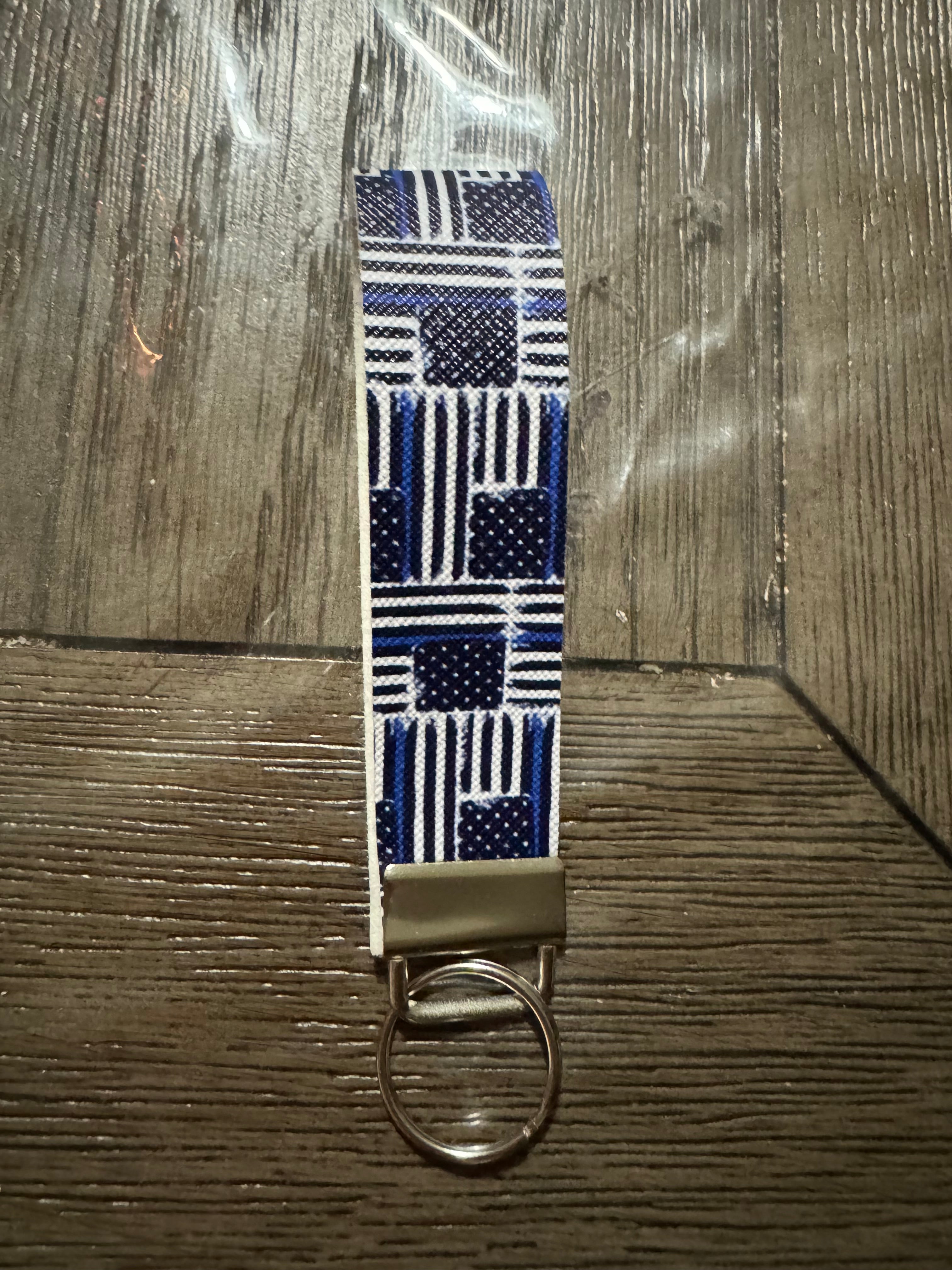 Back the blue keychain