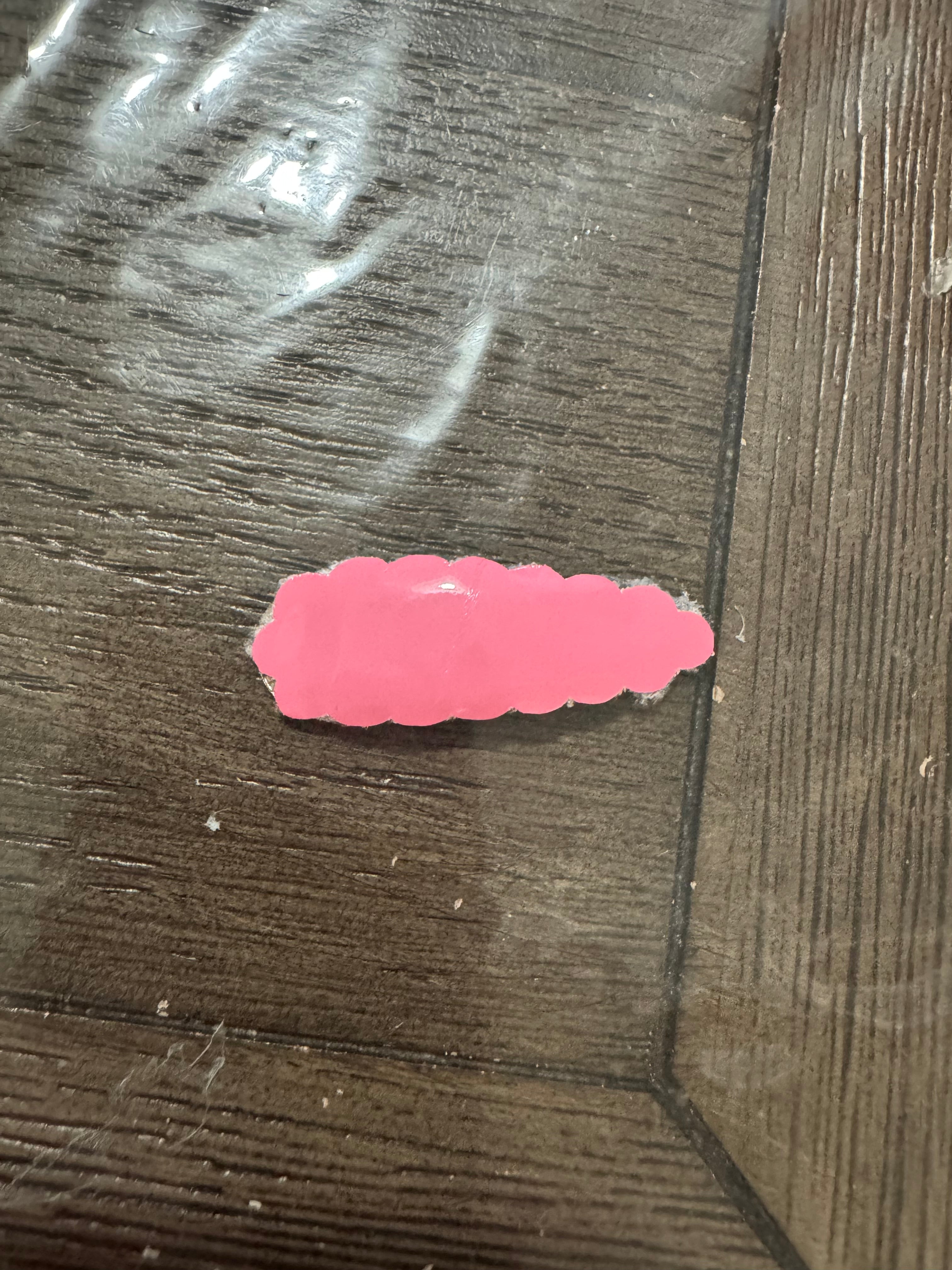 Dark pink scalloped snap clip