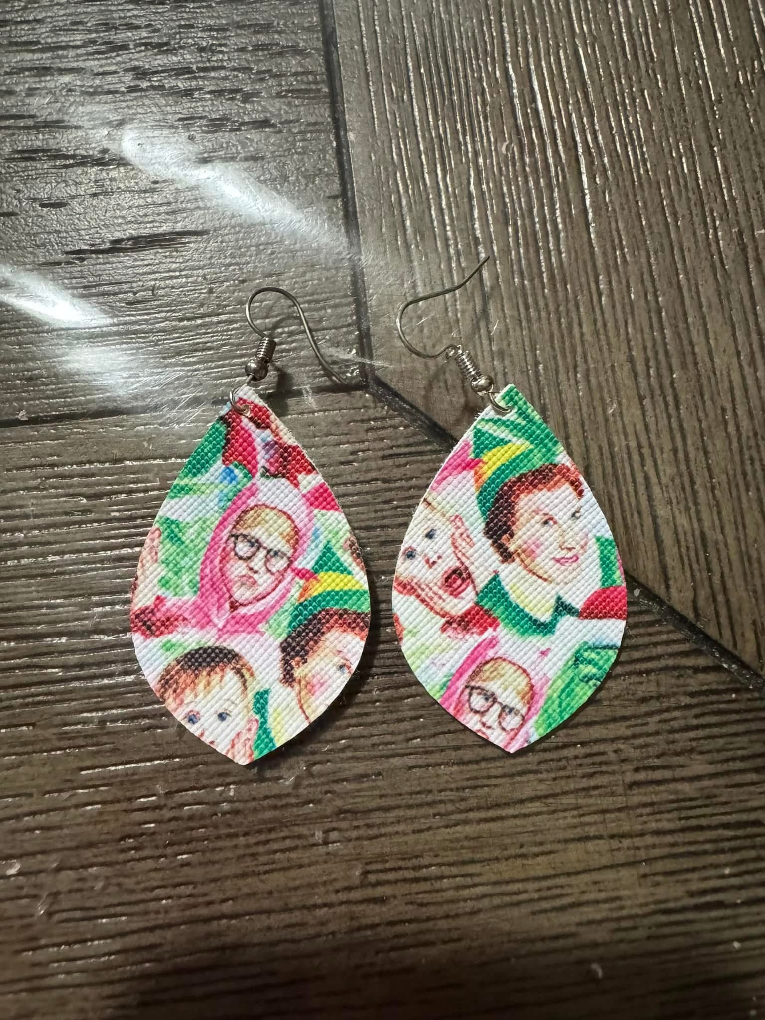 Christmas dangle earrings