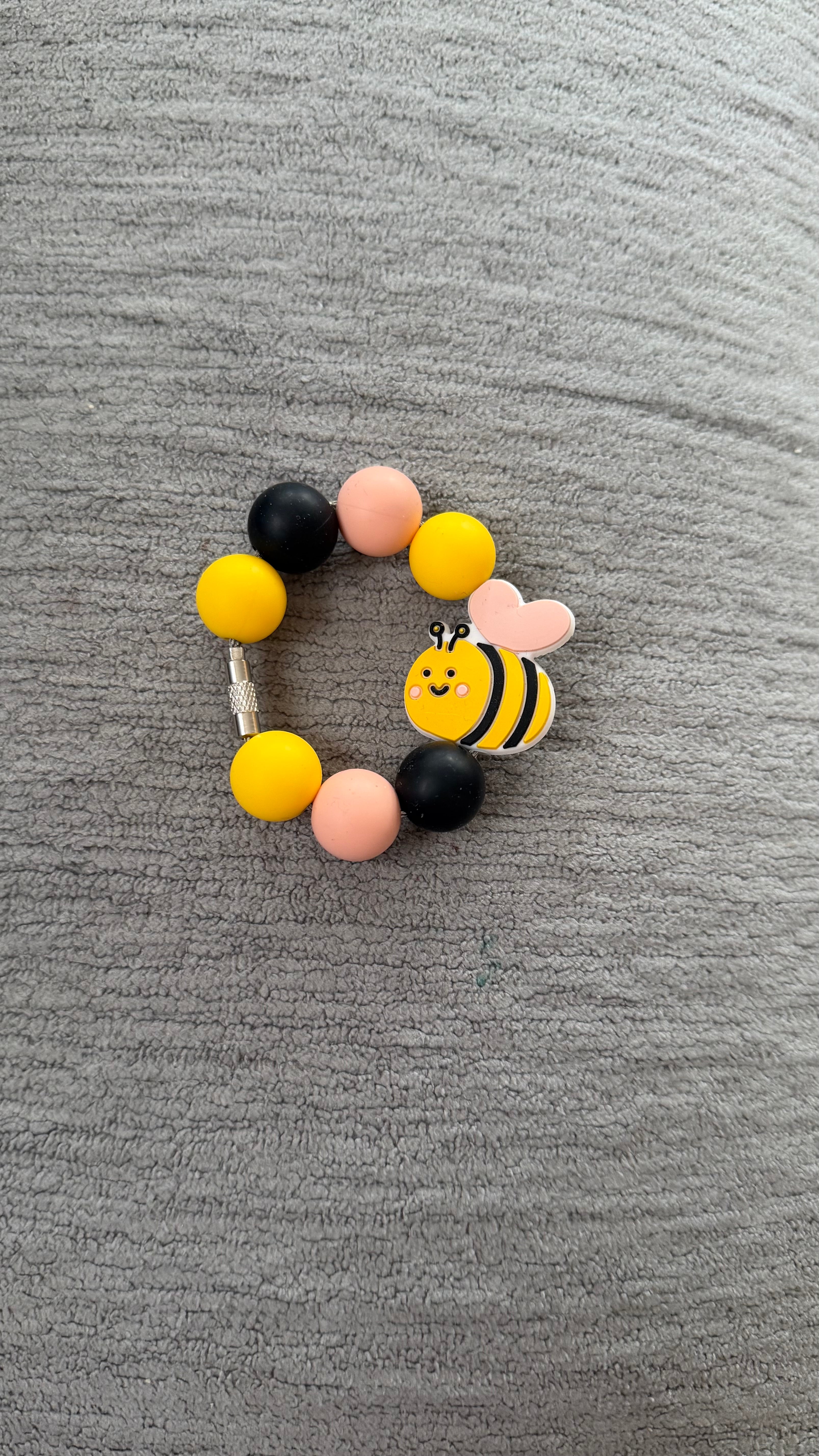 Buzzing bee cup charm