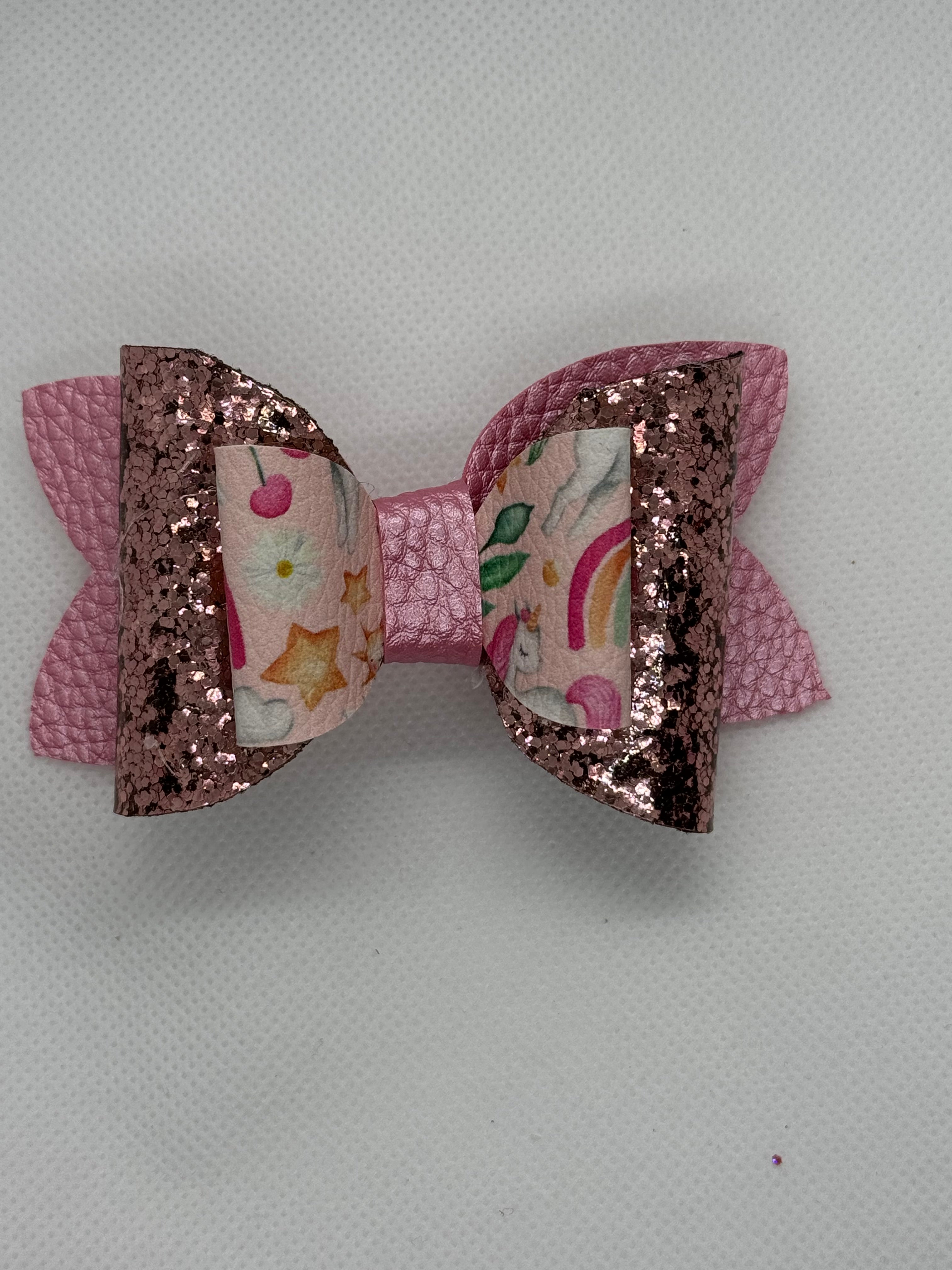 Pink unicorn straw topper bow