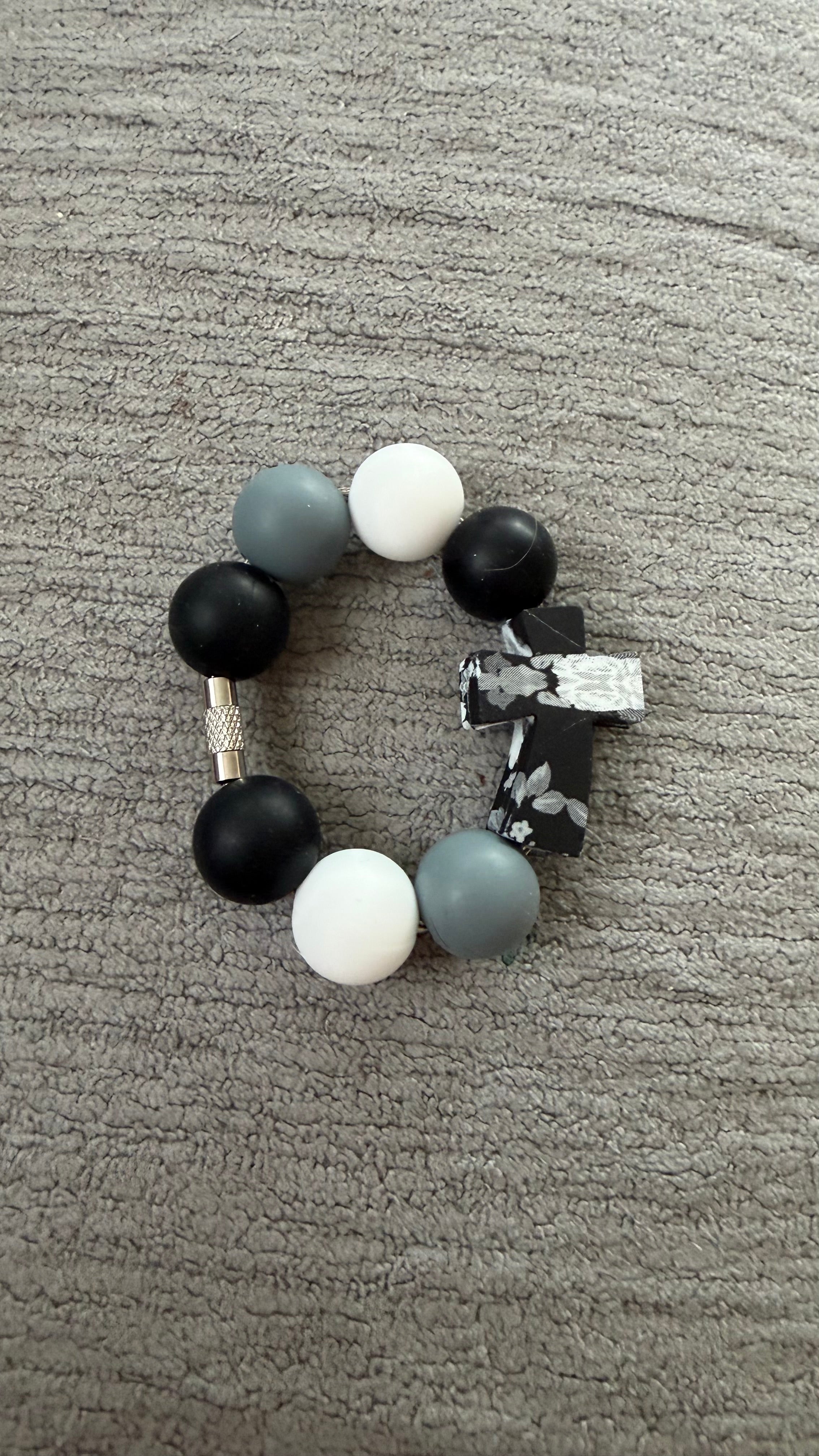 Black and grey cross cup charm
