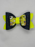 Banana clip bow
