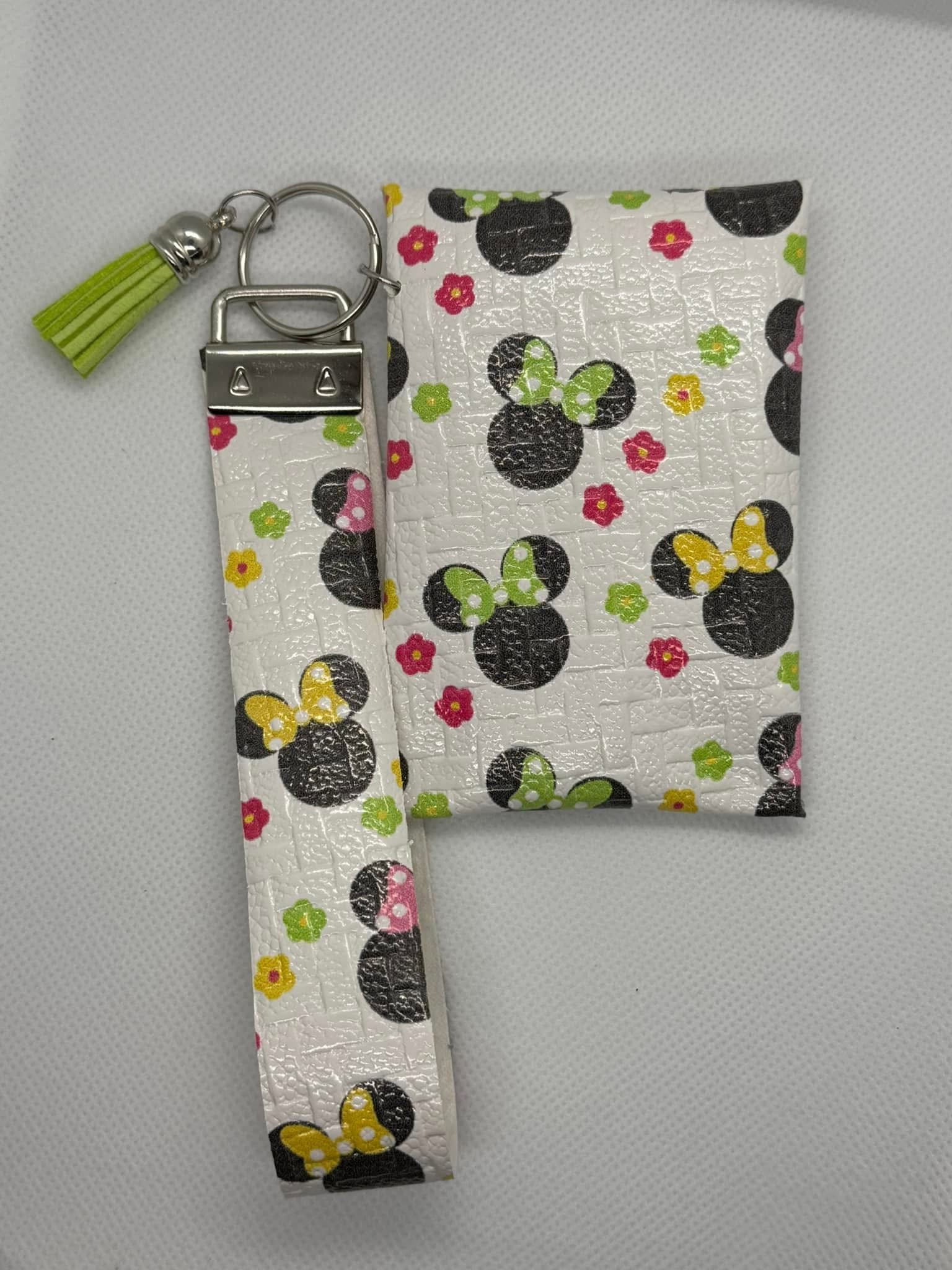 Wristlet card holder set