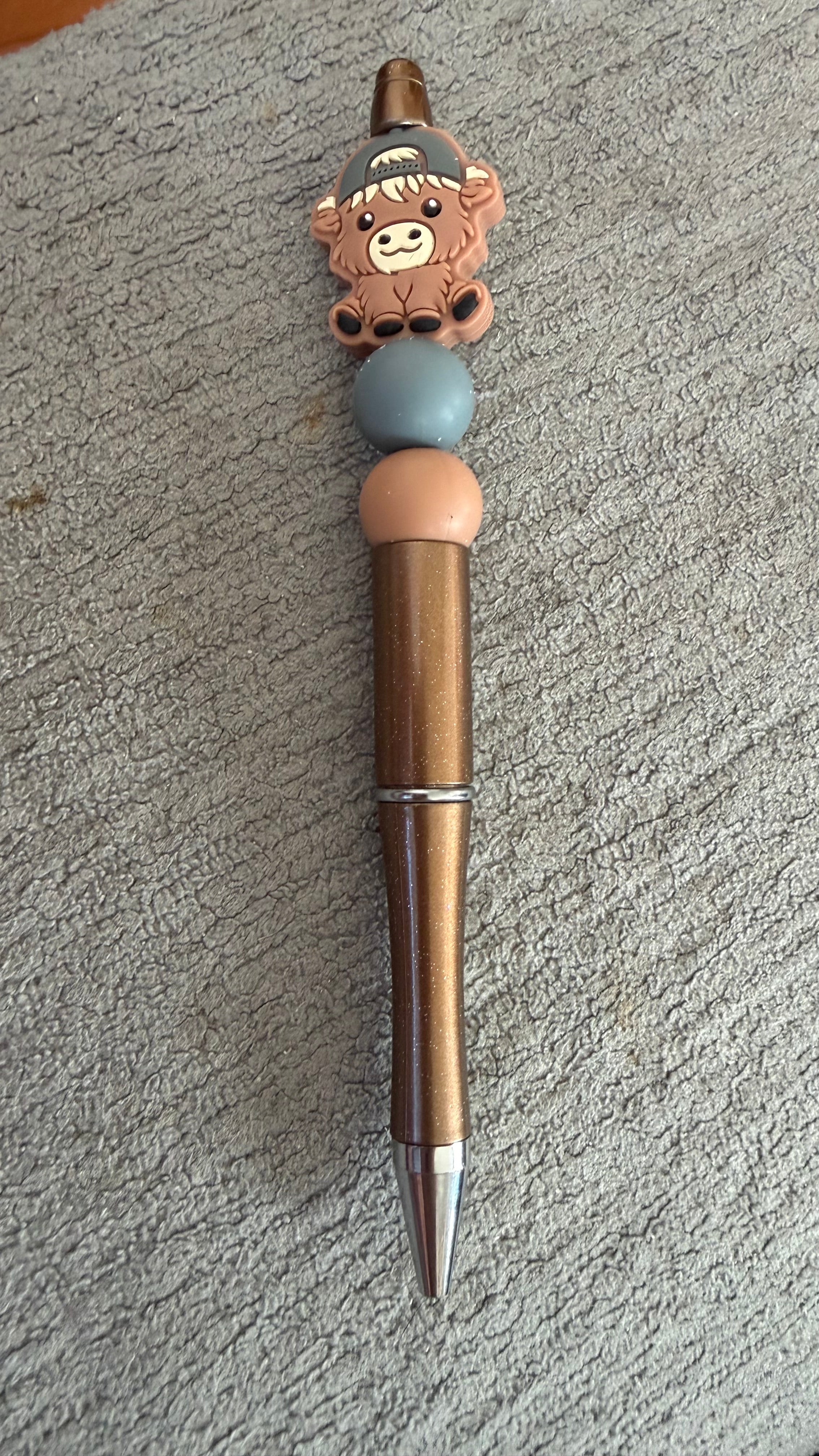 Boy Moomoo pen