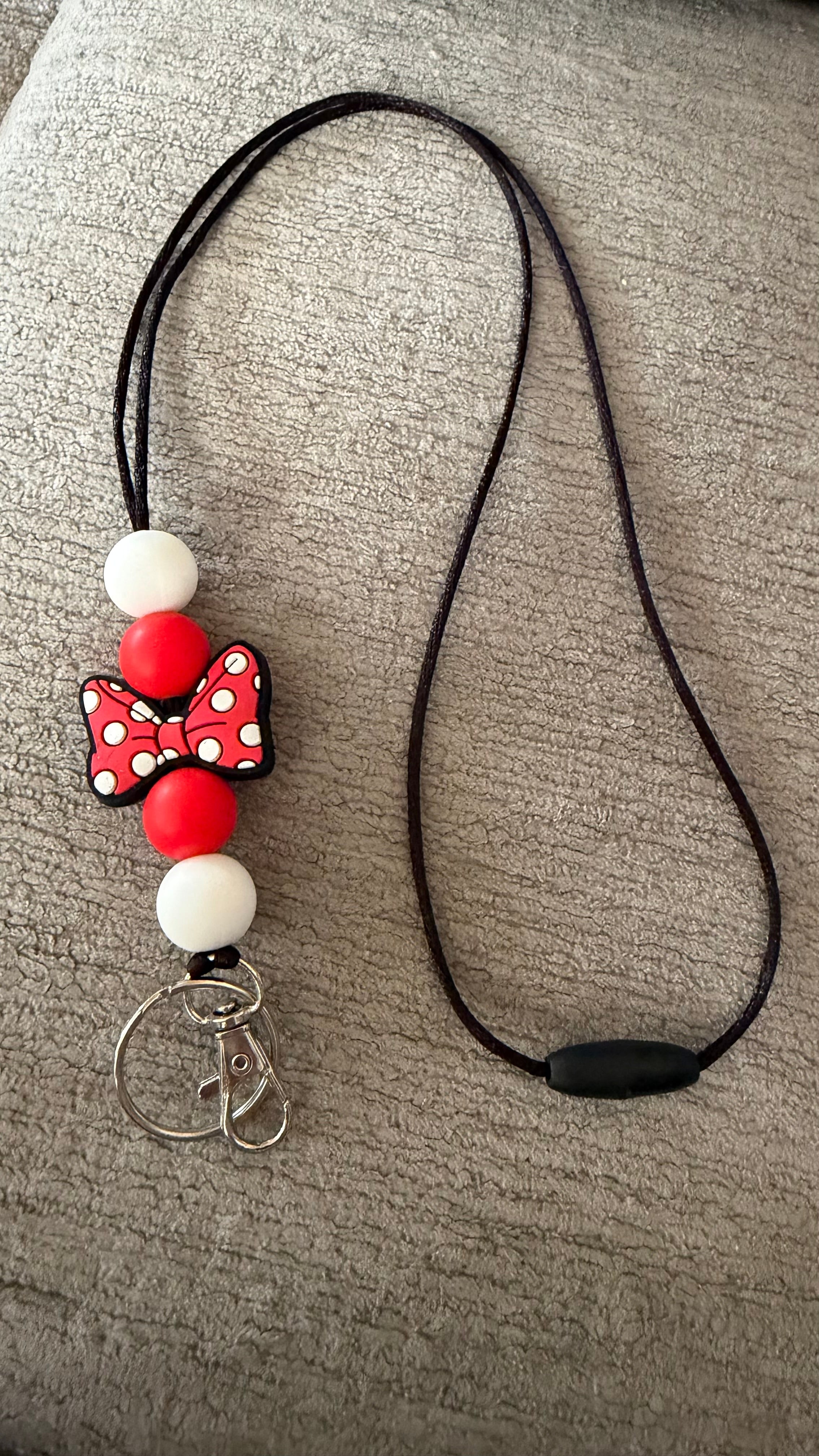 Mouse bow lanyard