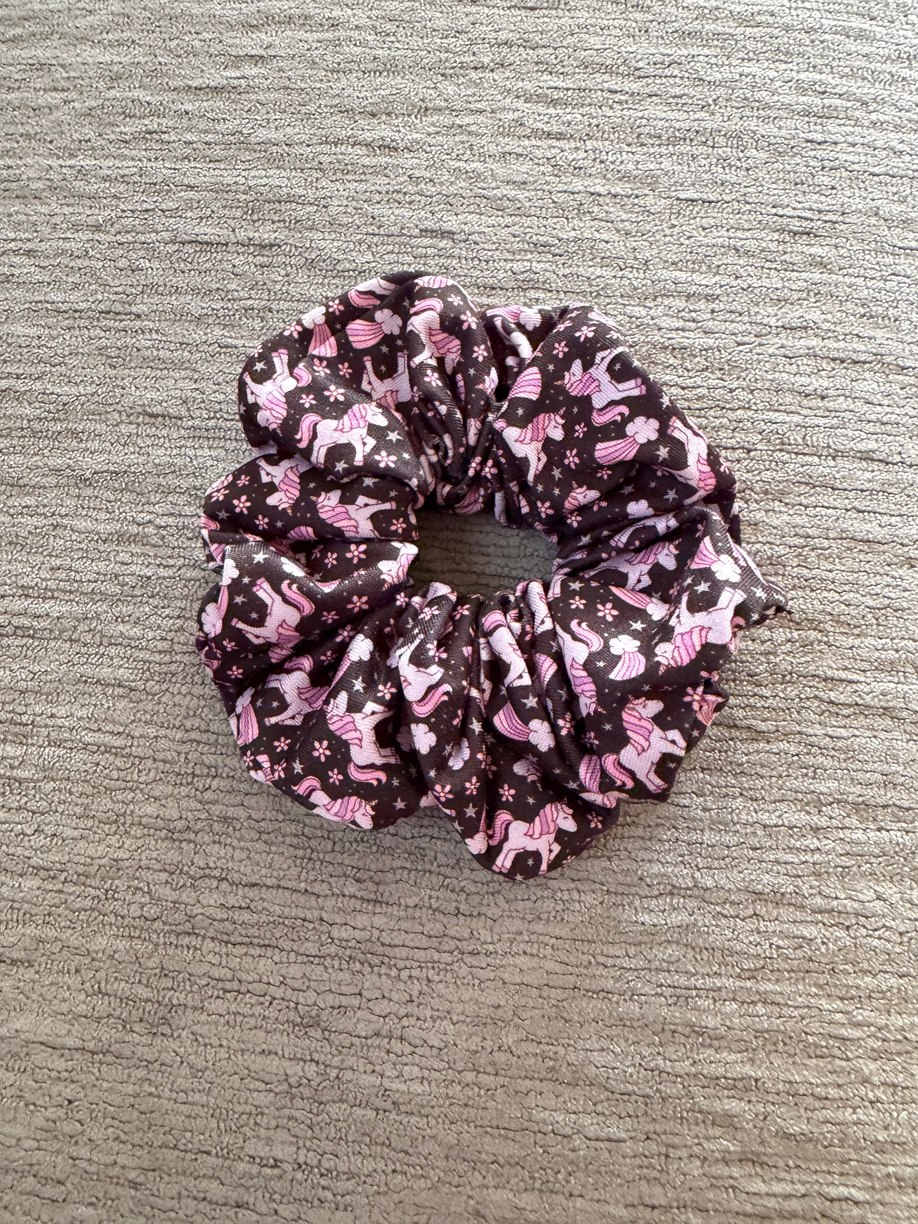 Pony hair scrunchie