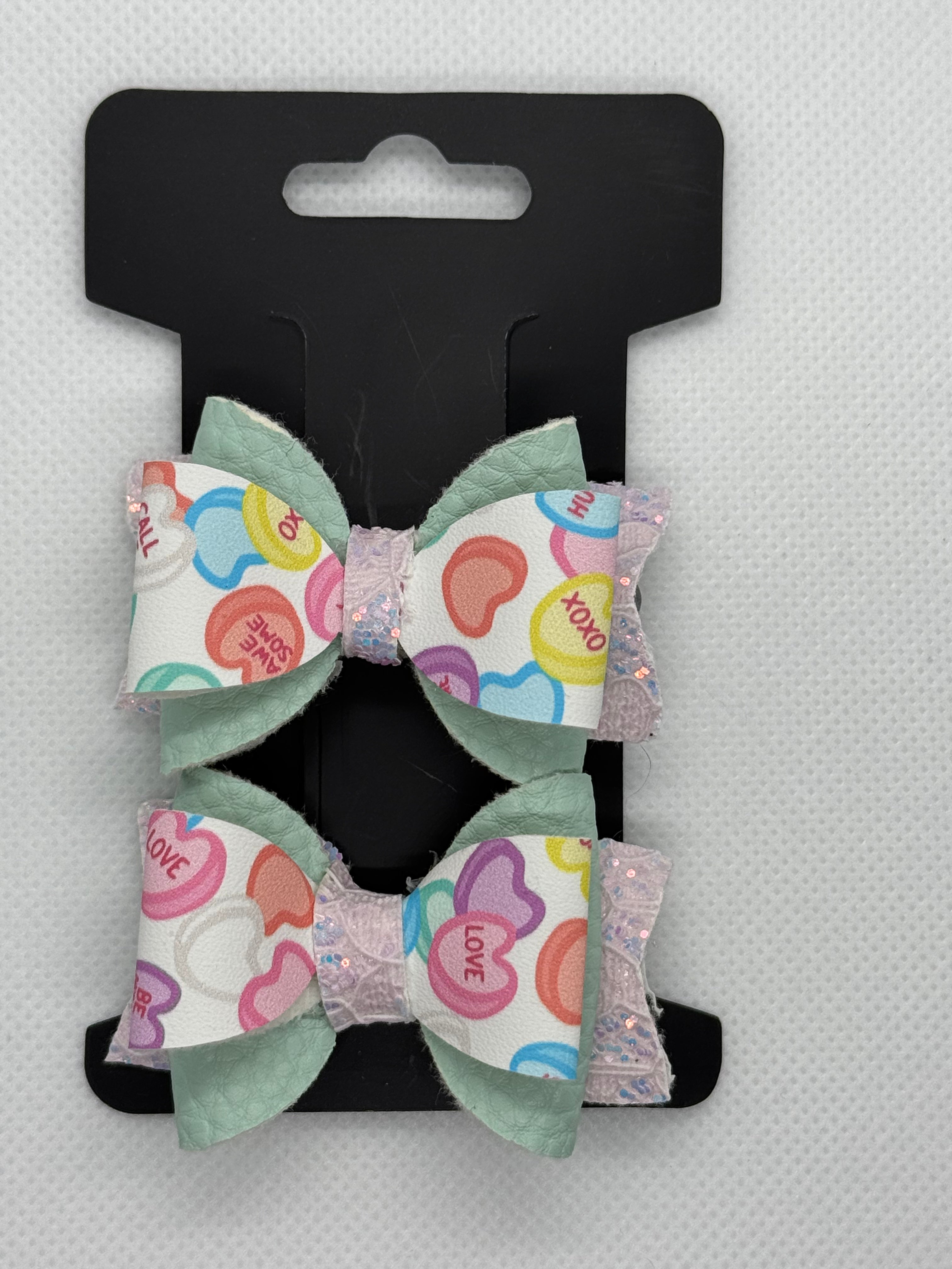 Convo hearts 2 piggy bow set