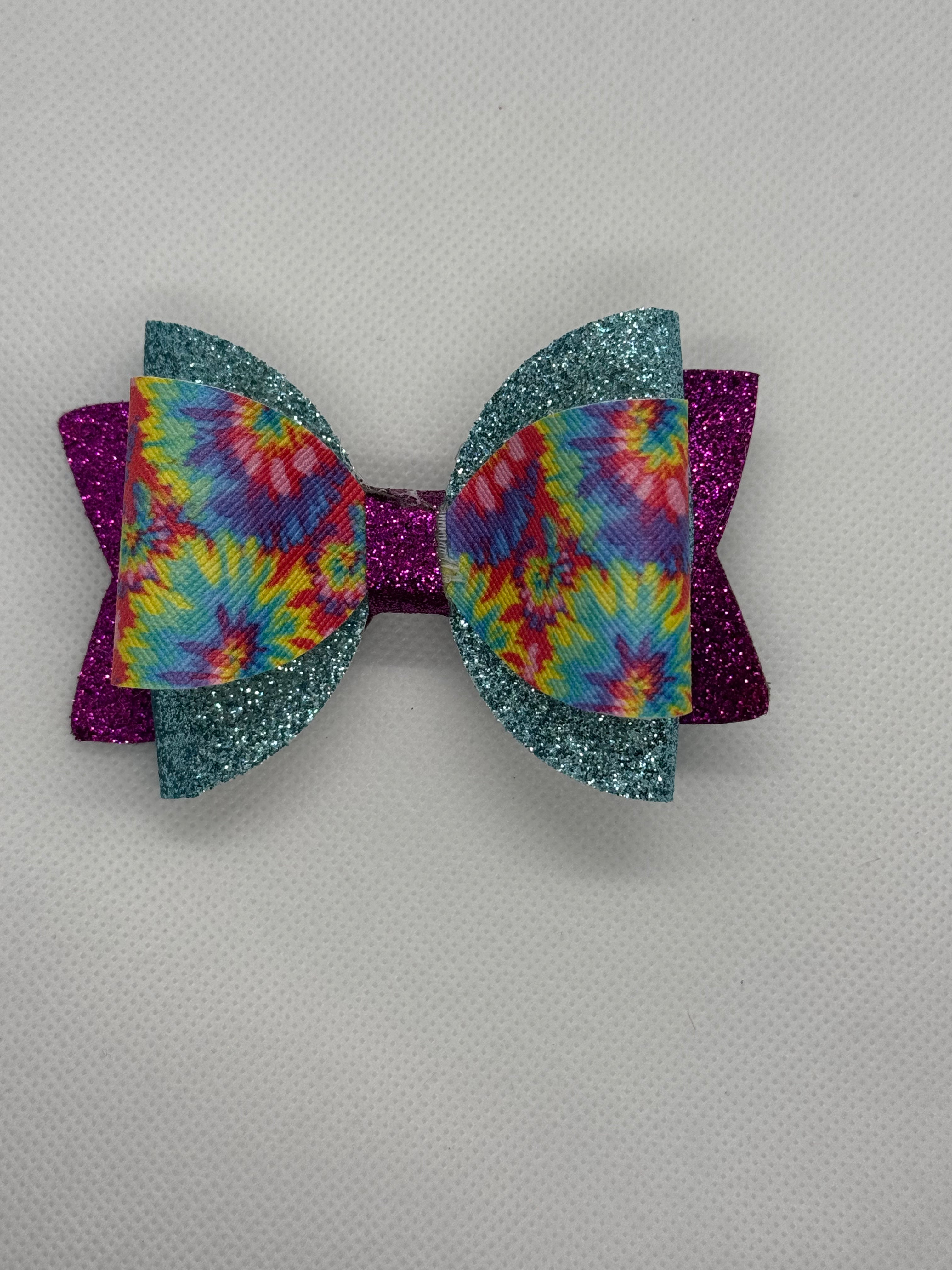 Tie dye bow clip
