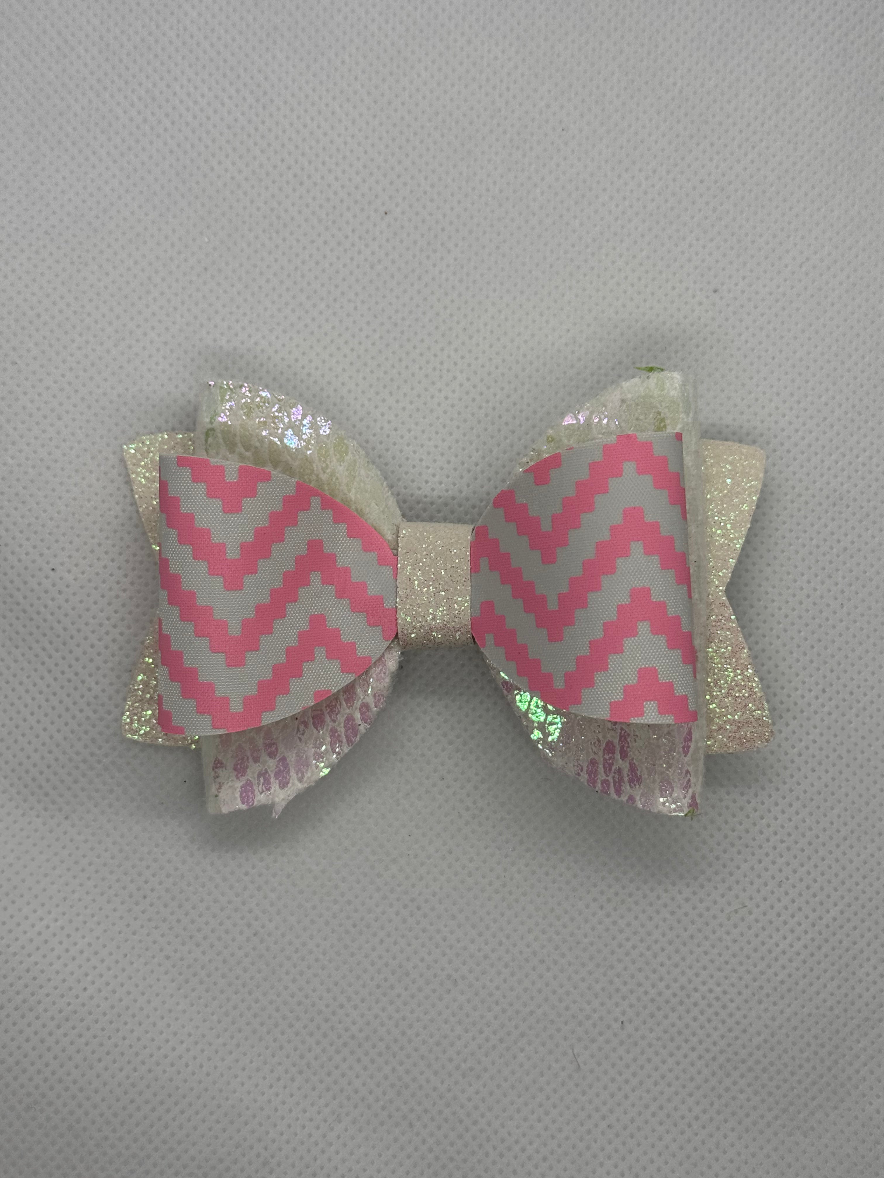 Pink chevron bow clip