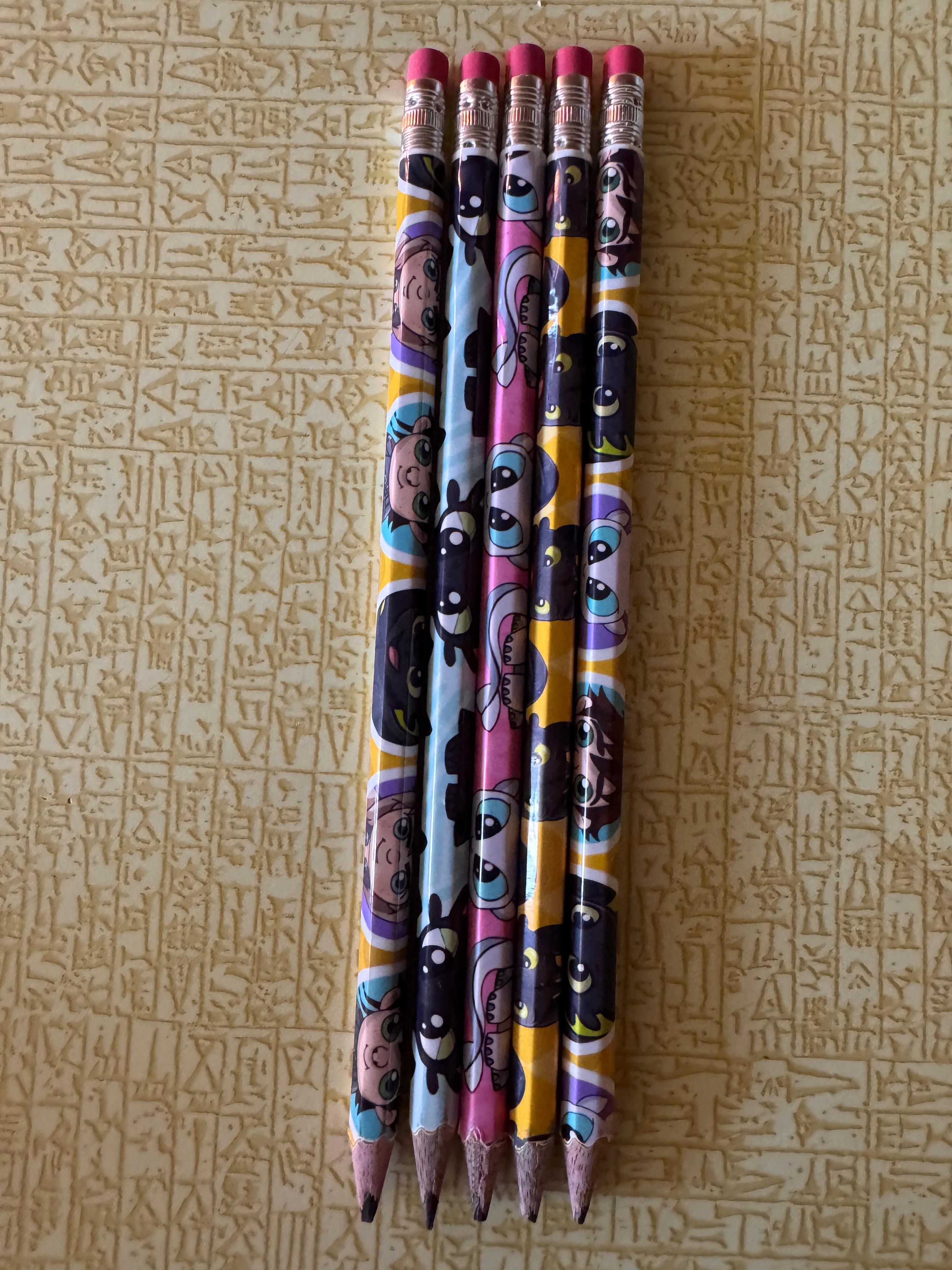Dragon pencil set